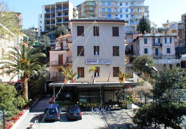 Hotel Villa Camilla Varazze Exteriör bild
