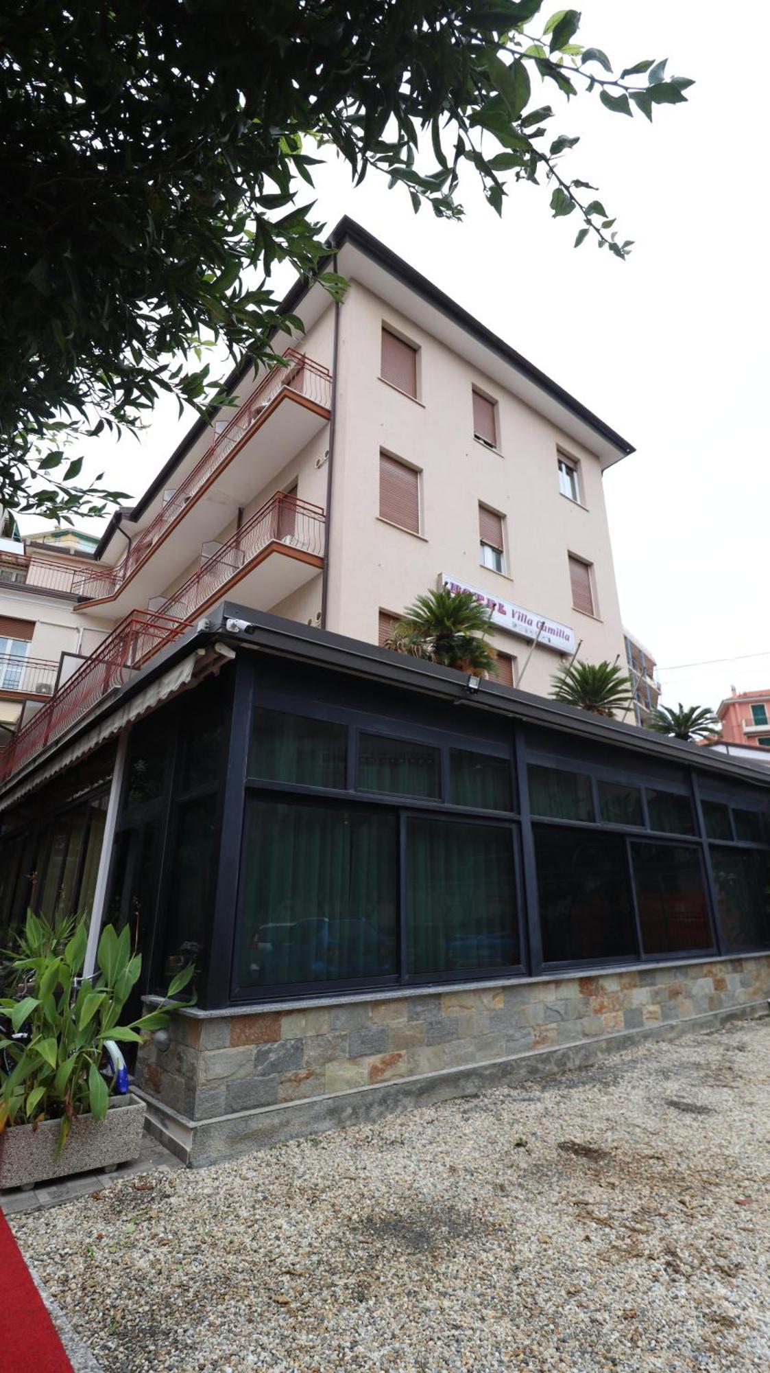 Hotel Villa Camilla Varazze Exteriör bild
