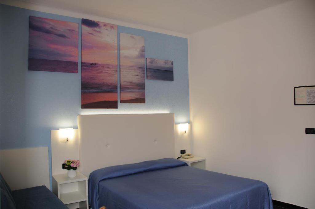 Hotel Villa Camilla Varazze Rum bild